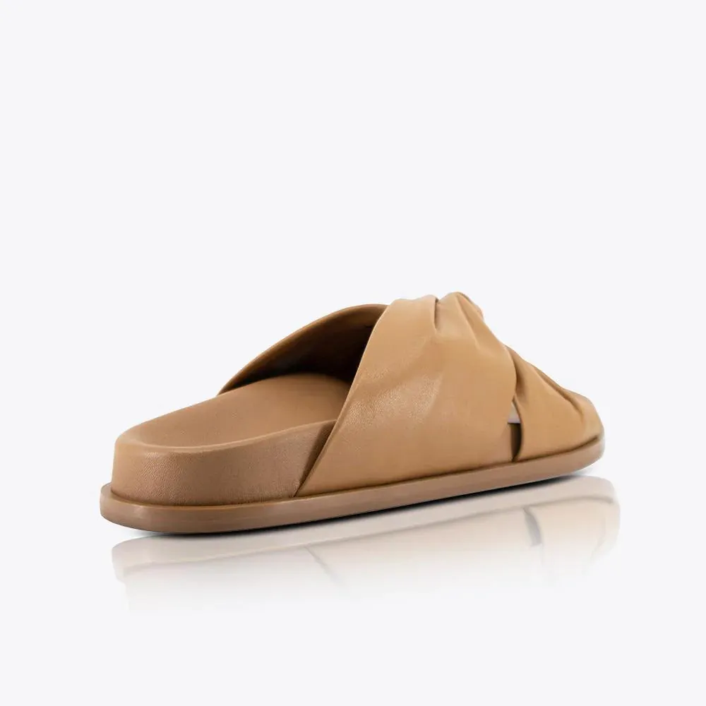 Elise Footbed- Tan